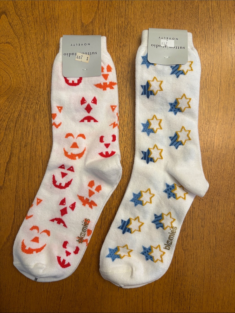 White Halloween Pumpkin & Star Pattern Crew Socks - 2-Pack